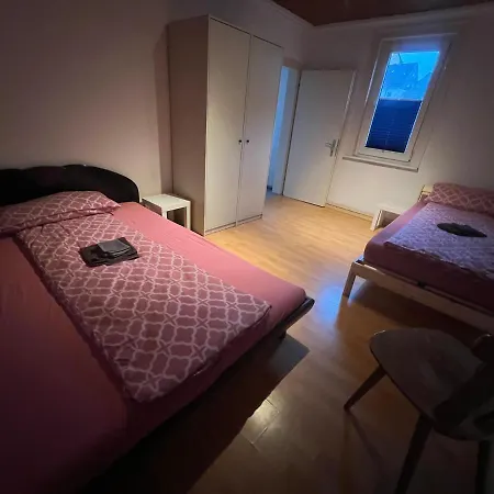 Achenbach 2 Homestay